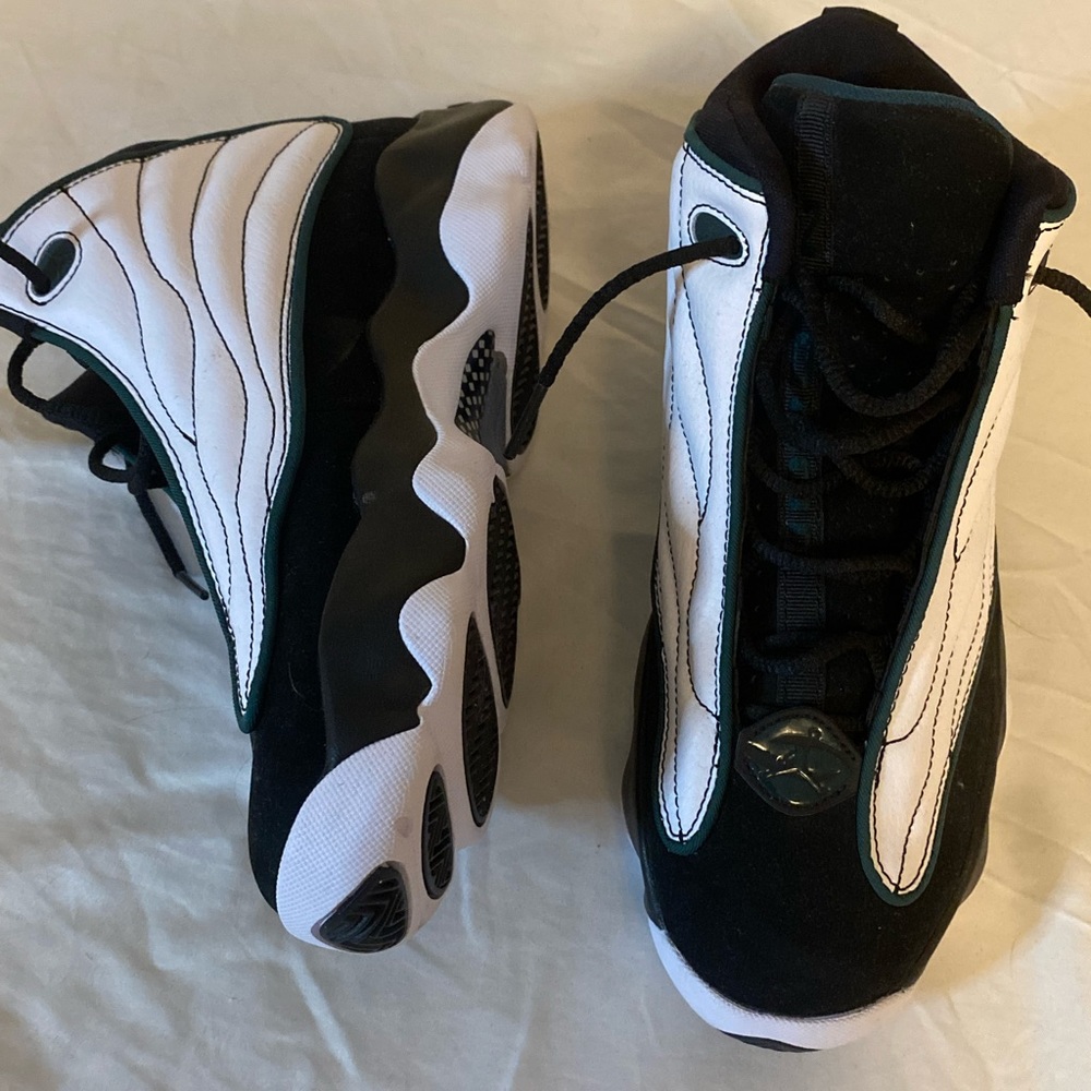 Forest green jordans